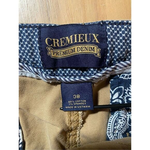 Cremieux Premium Denim Cargo Shorts - Picture 3 of 5